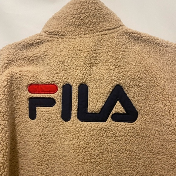 Urban Outfitters Fila Sherpa (teddy bear) jacket - Picture 4 of 4